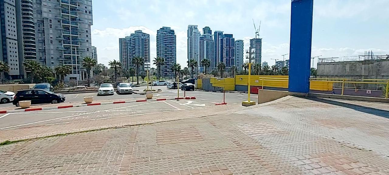 מלון דירות על הים בת ים 39 외부 사진